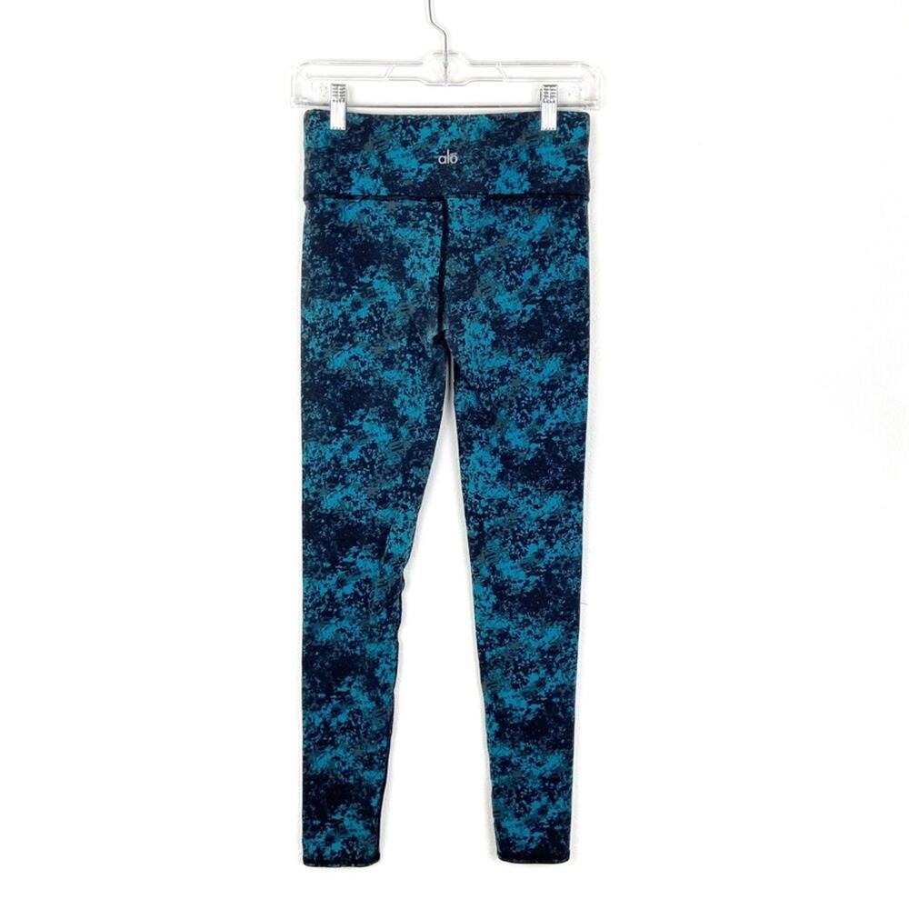 ALO Yoga Airbrush Leggings In Turquoise Black - Picture 3 of 7